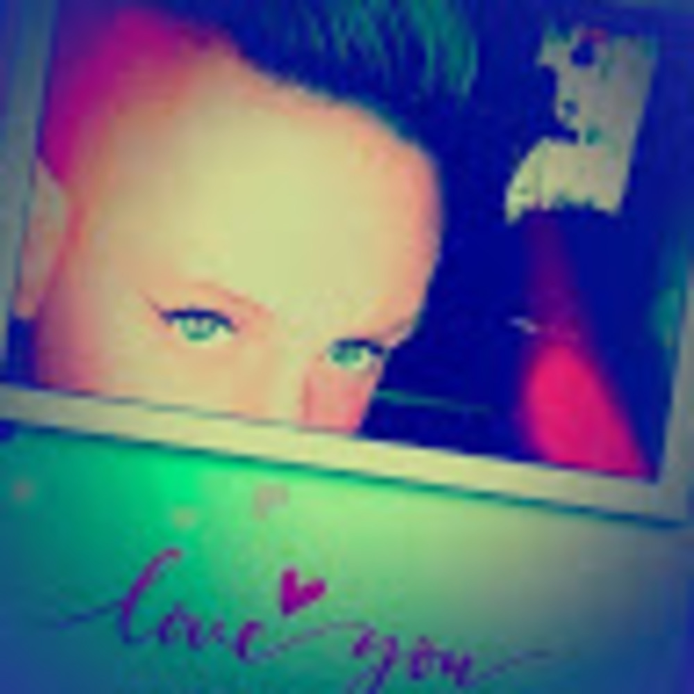 Meet your Posher, Mykie